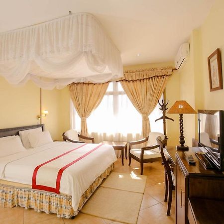 ארושה New Safari Hotel מראה חיצוני תמונה