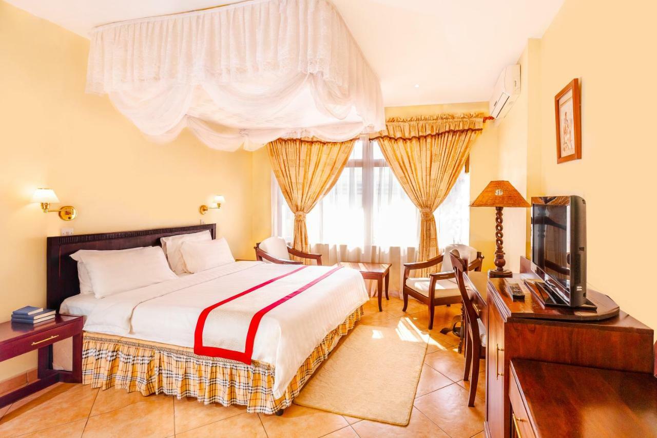 ארושה New Safari Hotel מראה חיצוני תמונה