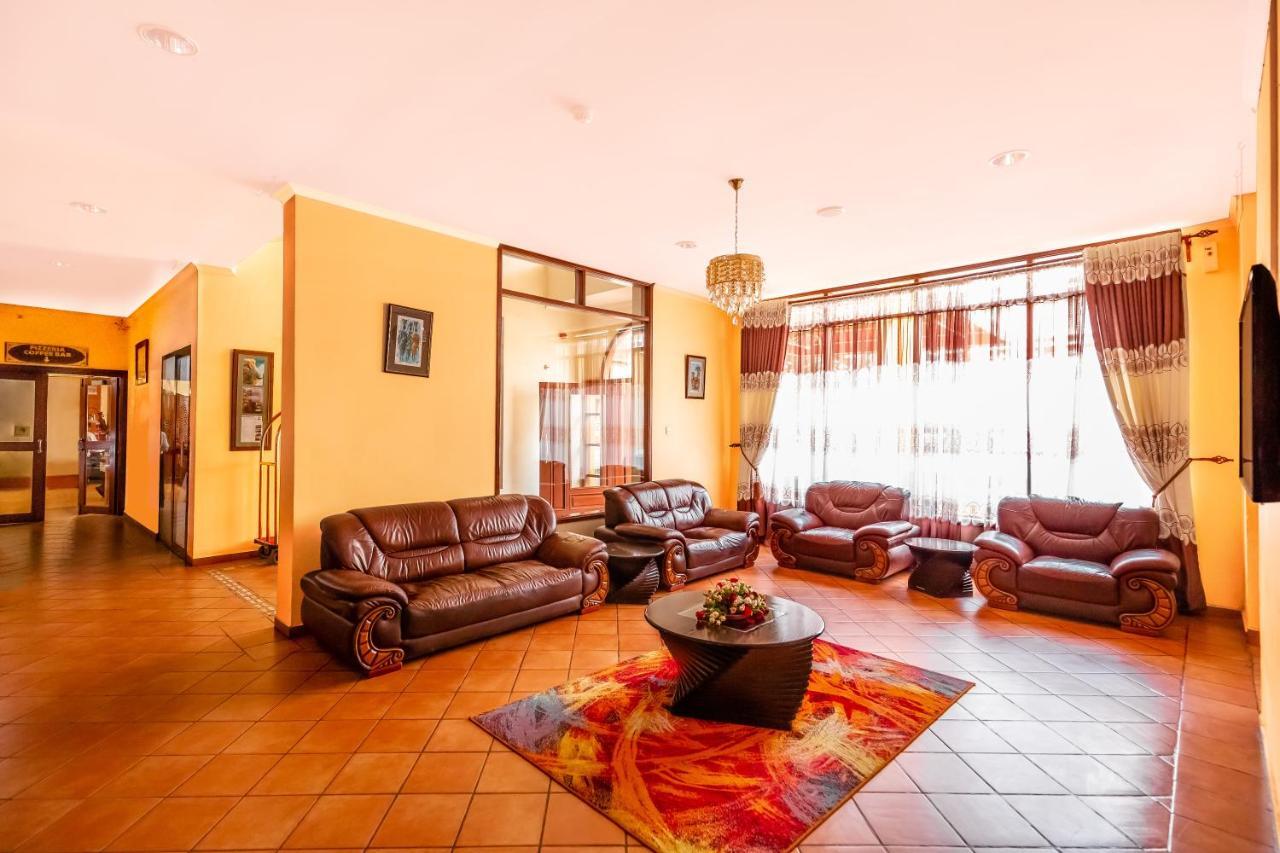 ארושה New Safari Hotel מראה חיצוני תמונה